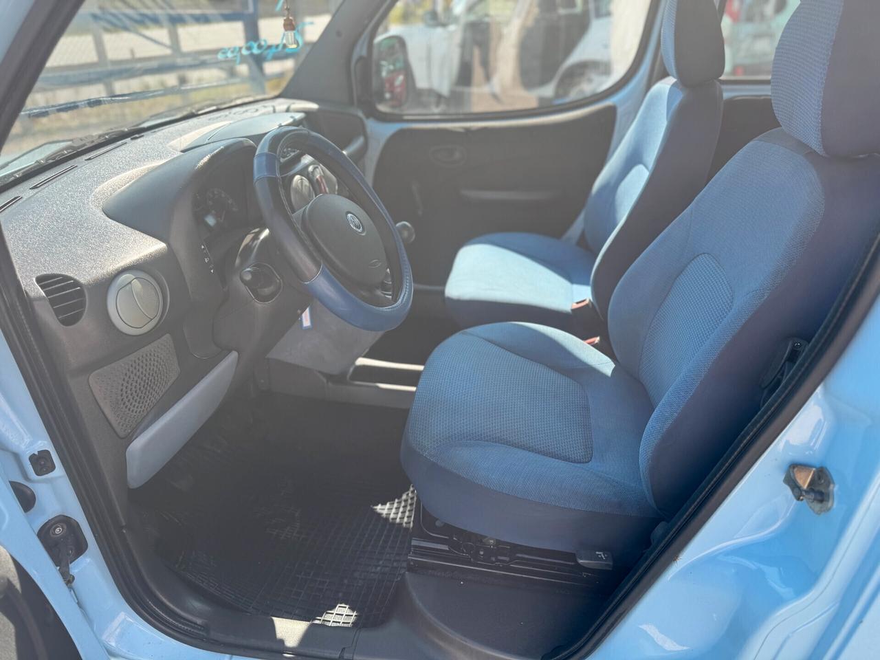 Fiat Doblo 1.3 MJT 4 porte (vettura)