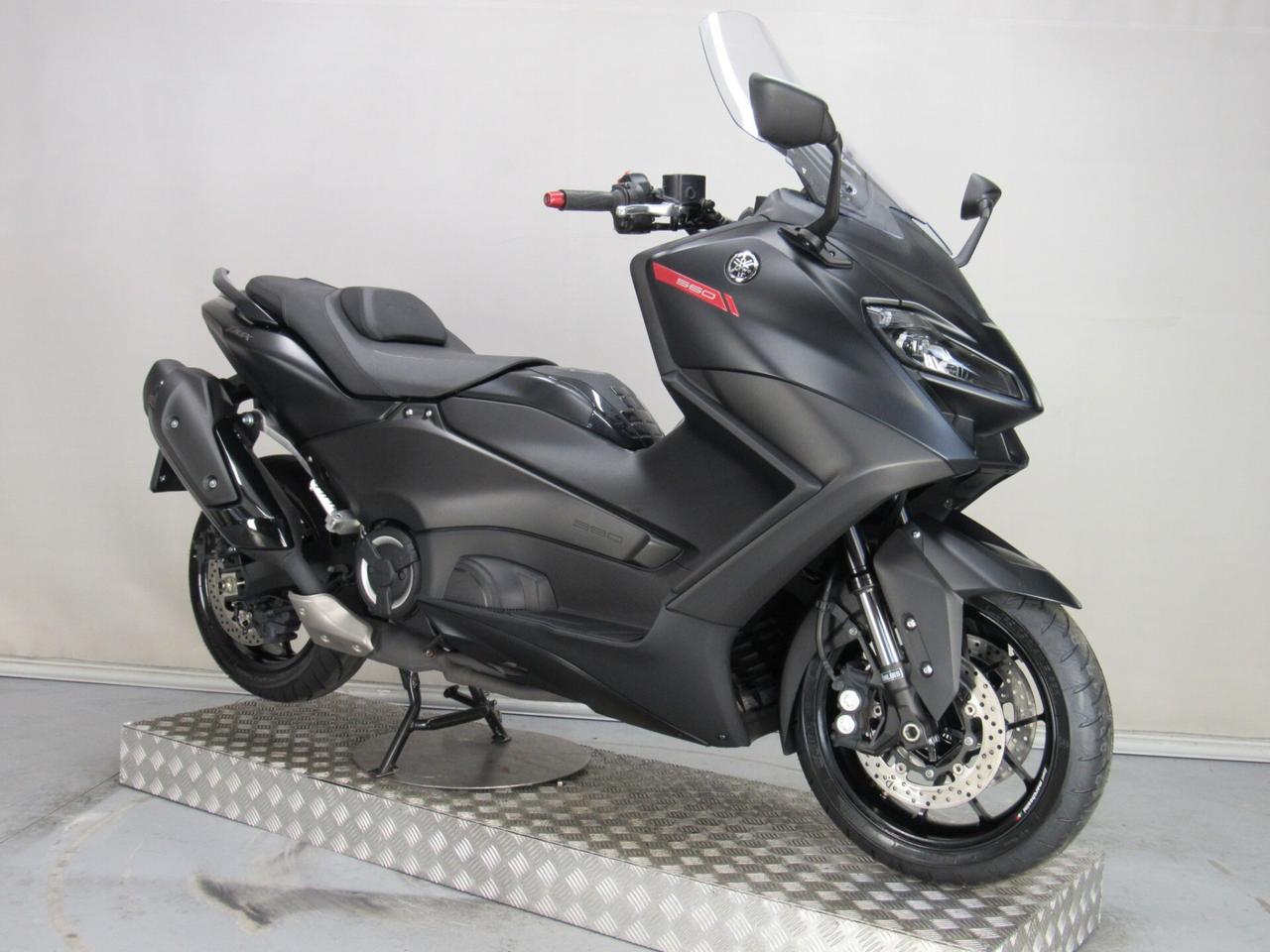 Yamaha TMAX 560 ABS