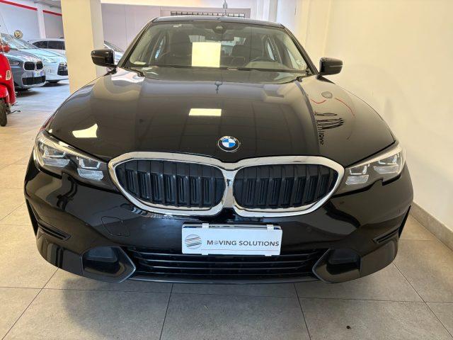 BMW 318 d 48V BERLINA VERSIONE SPORT UNICO PROP. IVA DETR.