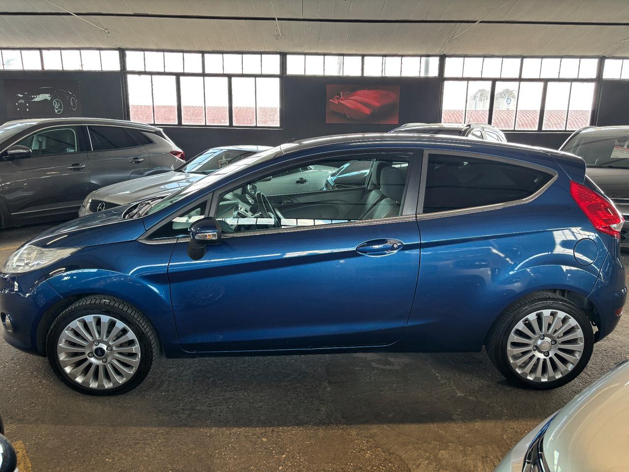 Ford Fiesta 1.2 60KW 82CV 3 porte Titanium NEOPATENTATO