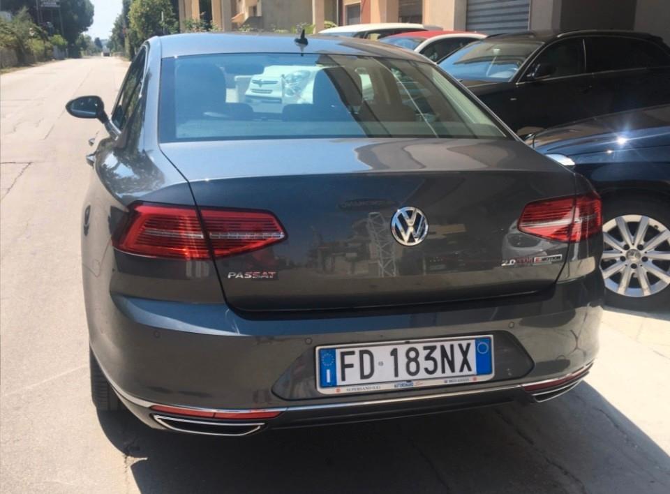 Volkswagen Passat 2.0 TDI 4MOTION Business BlueMotion Technology