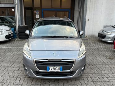 Peugeot 5008 7 posti 1.6 HDi 115CV