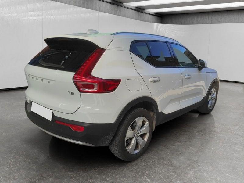 Volvo XC40 1.5 t2 Momentum auto my21