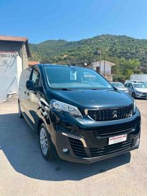 Peugeot Traveller BlueHDi 140 S&S EAT8 Standard Business
