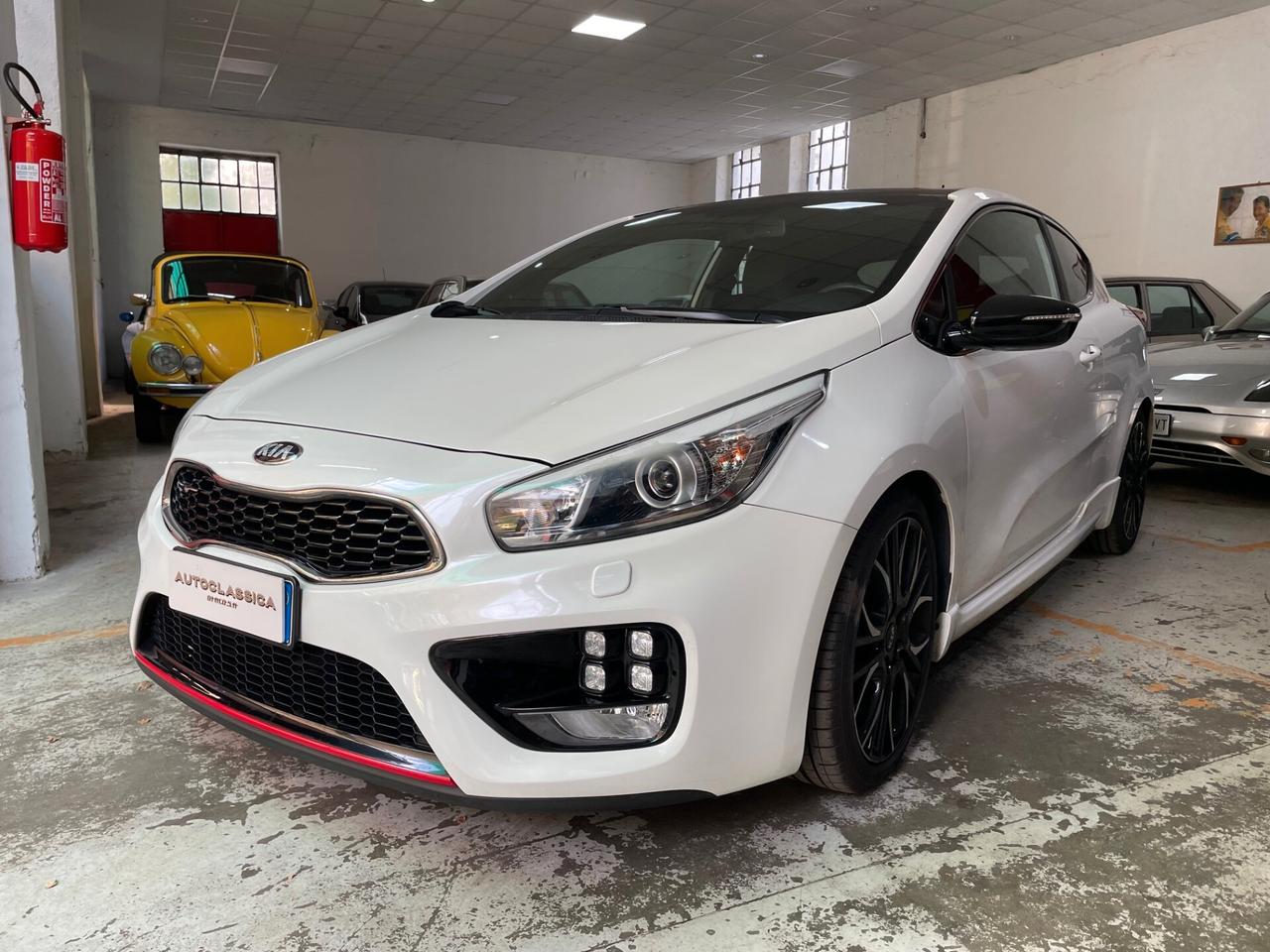 Kia Ceed pro_cee'd 1.6 T GDI 3p. 84.000KM!!!