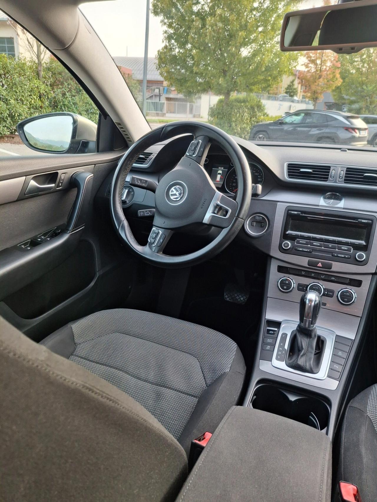 Volkswagen Passat 2.0 TDI DSG Comfortline BM.Tech.