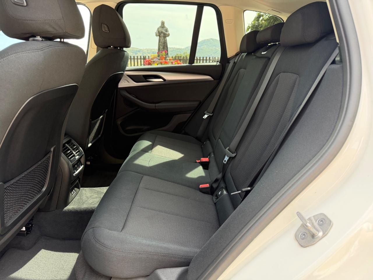 Bmw X3 sDrive18d 48V Business Advantage