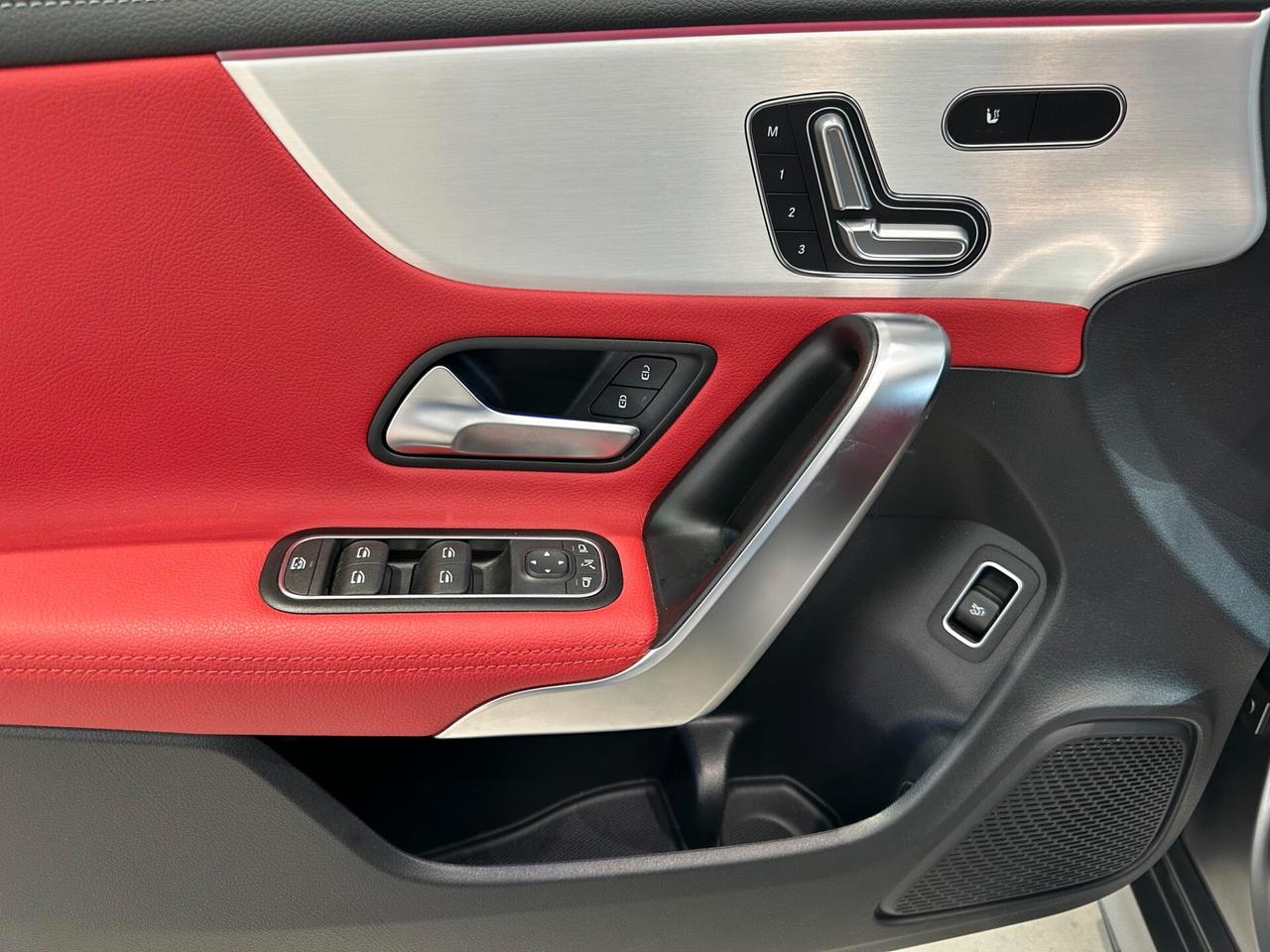 Mercedes-benz CLA 250 coupé premium AMG IVA ESPOSTA