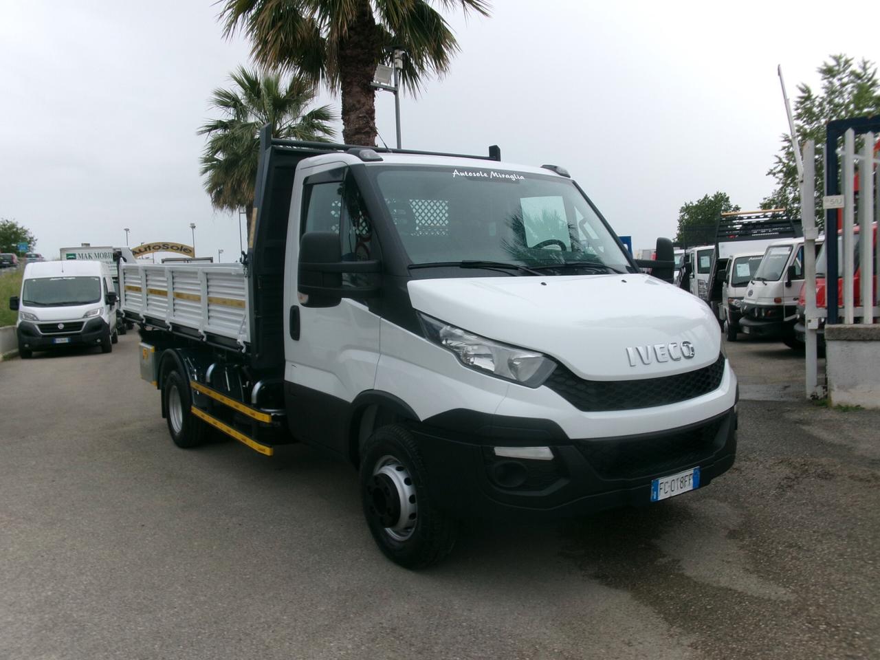 Iveco Daily 60C15 3000 150CV E5 RIBALTABILE TRILATERALE NUOVO PORTATA 27 QUINTALI