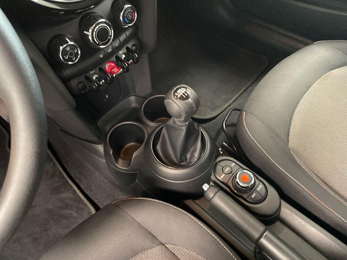 MINI Mini IV F56 2018 3p - Mini 3p 1.5 One 75cv
