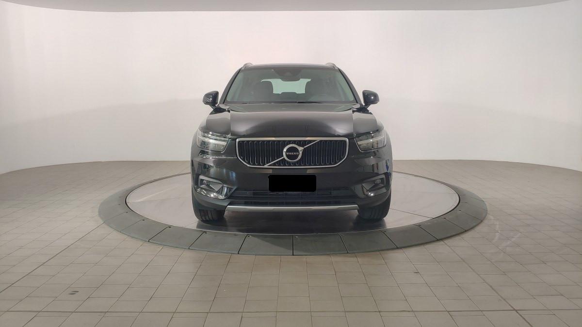 VOLVO Xc40 T2 Geartronic Momentum Pro