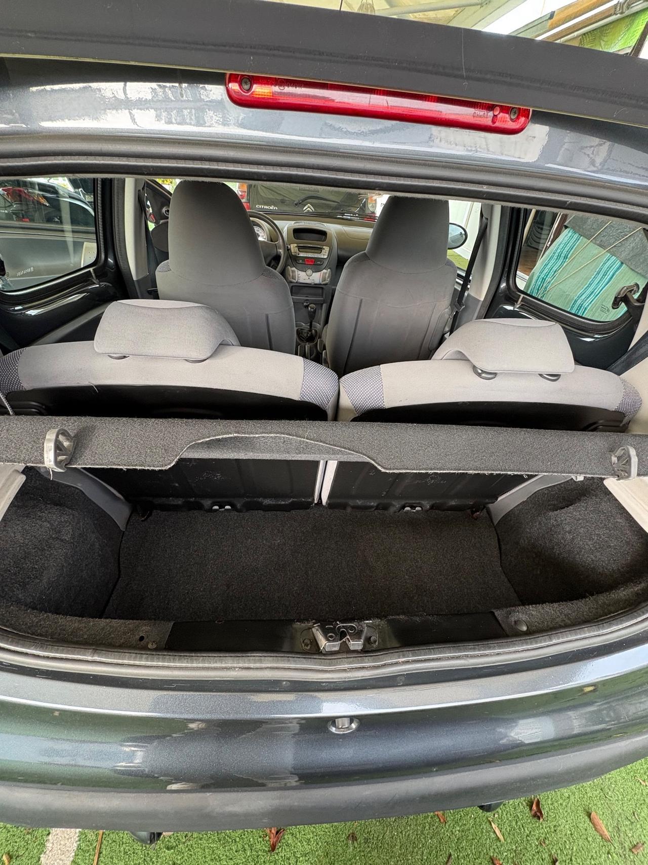 Peugeot 107 1.0 68CV 5p. Desir