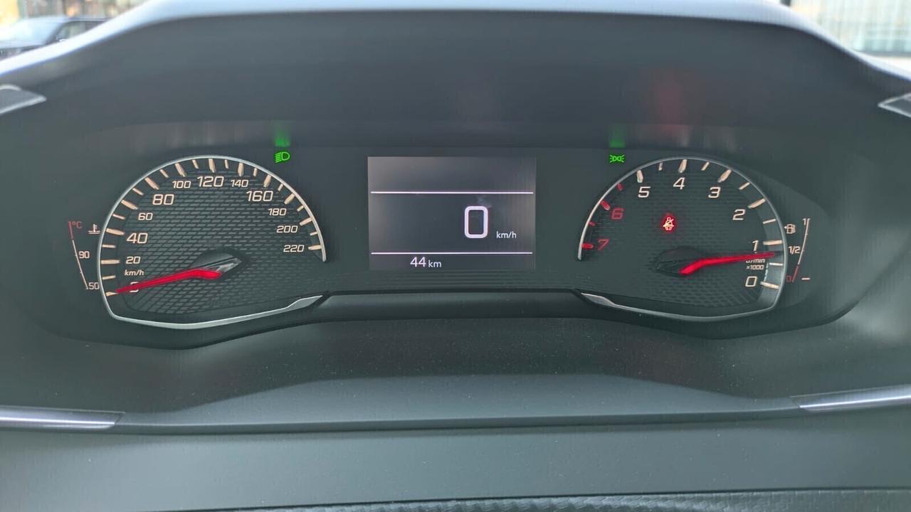 Peugeot 2008 100 STYLE 8 ANNI DI GARANZIA ALLURE CARE