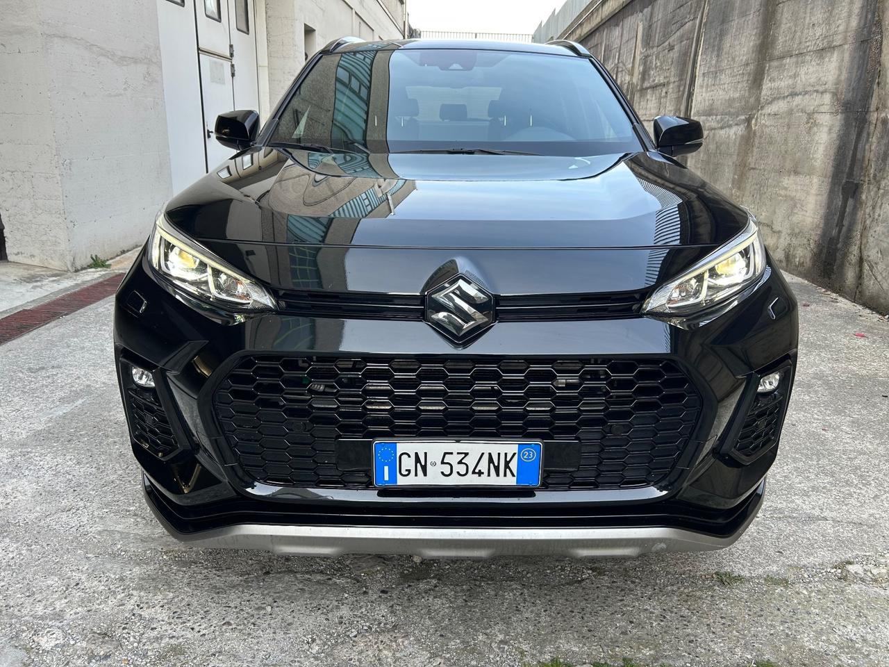 Suzuki Across 2.5 Plug-in Hybrid E-CVT 4WD Top