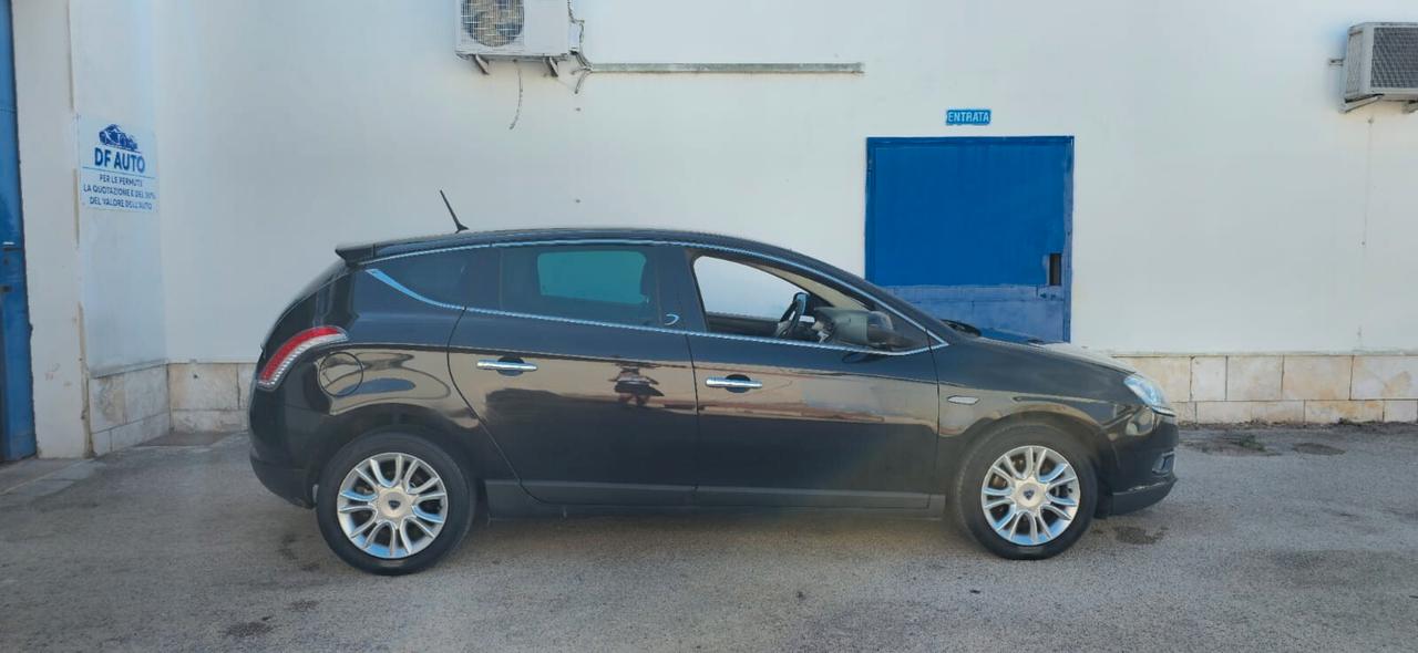 Lancia Delta 1.6 MJT DPF 105 CV Gold