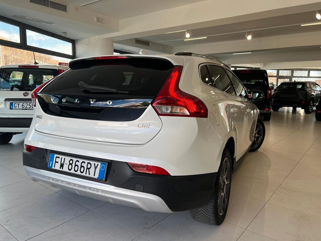 Volvo V40 Cross Country V40 Cross Country D2 Momentum