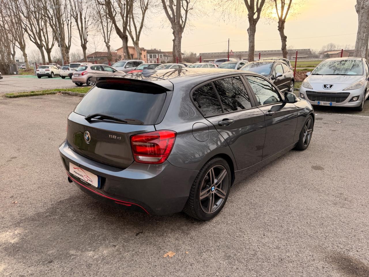 Bmw 118 118d 5p. Msport