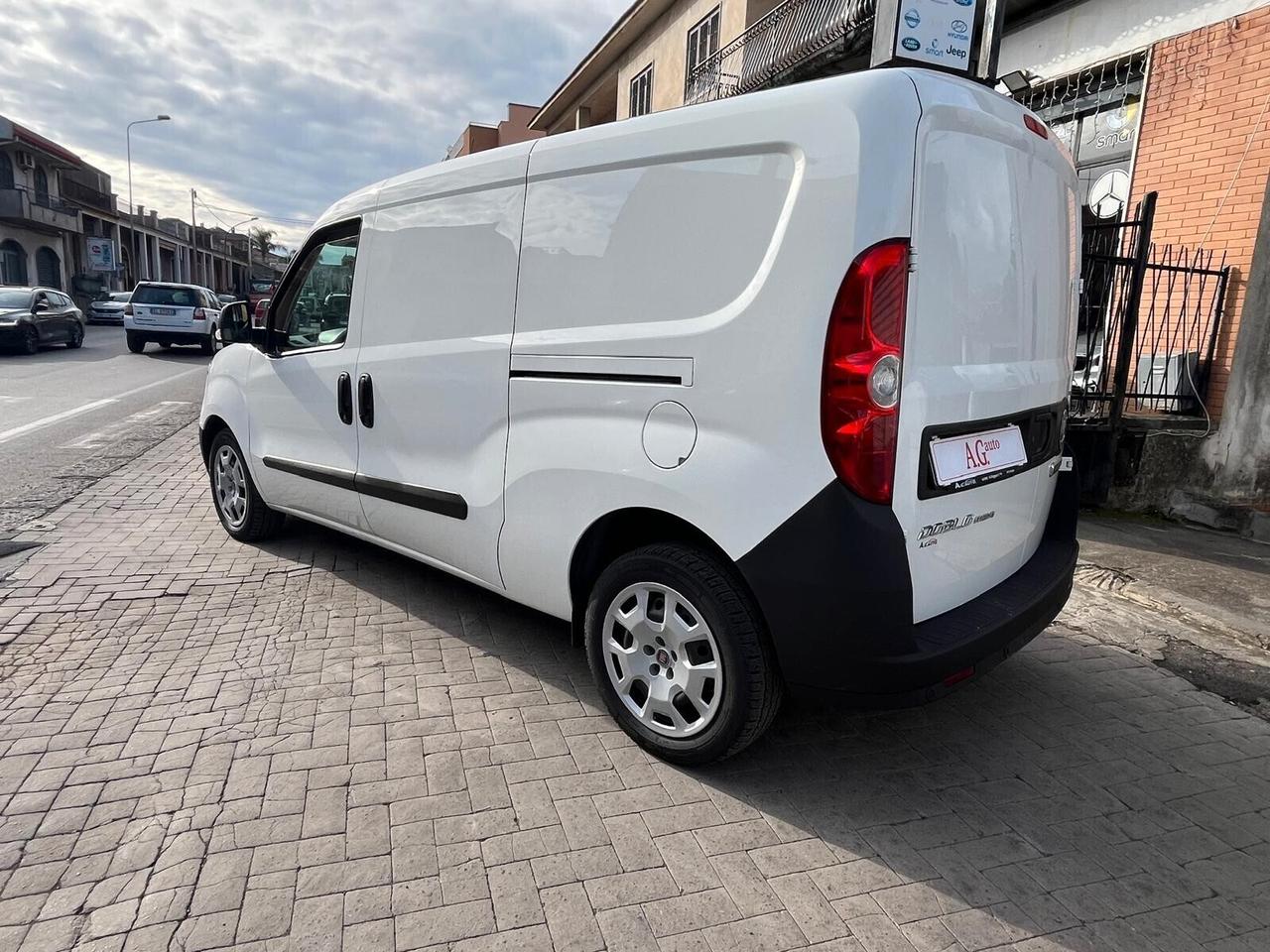 Fiat Doblo 1.6 MJT 105CV PL-TN Cargo MAXI Lounge DOPPIA PARTE LATERALE