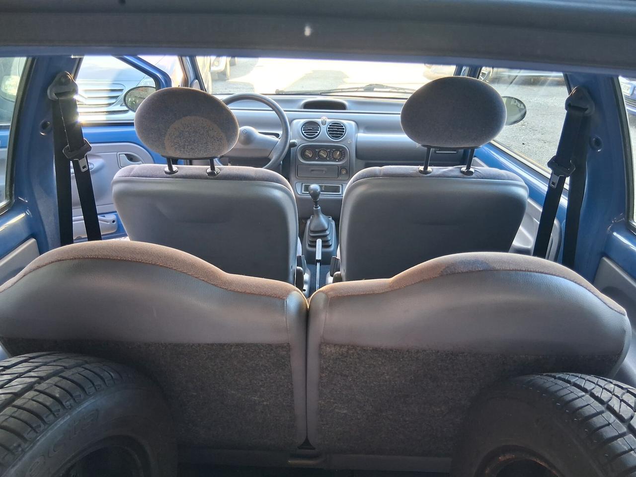 Renault Twingo 1.2i Cat E