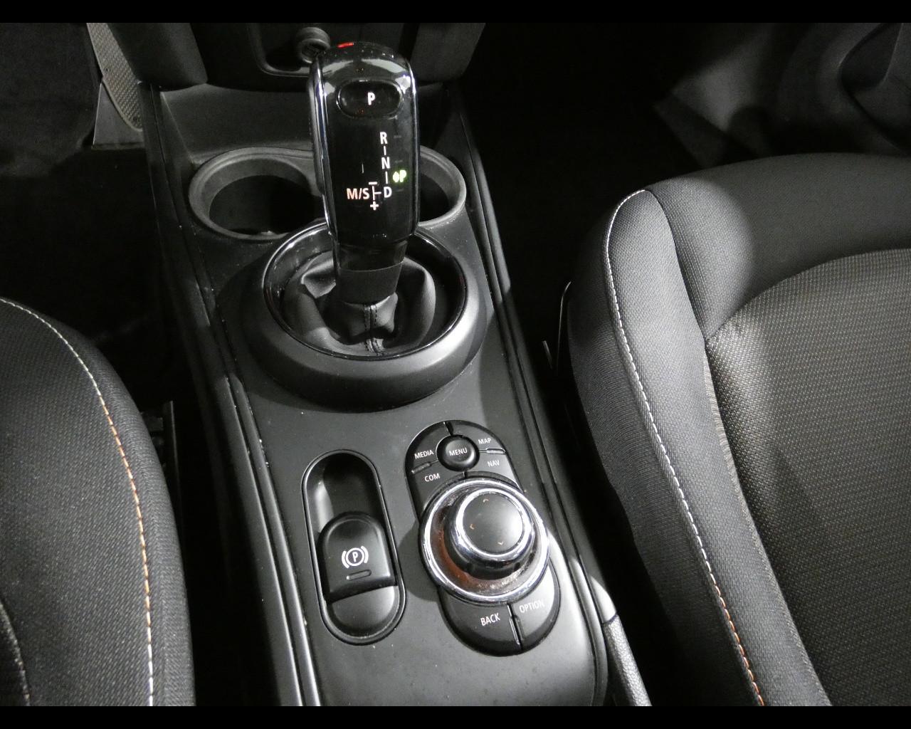 MINI Mini Countrym.(F60) - Mini 1.5 One D Business Countryman