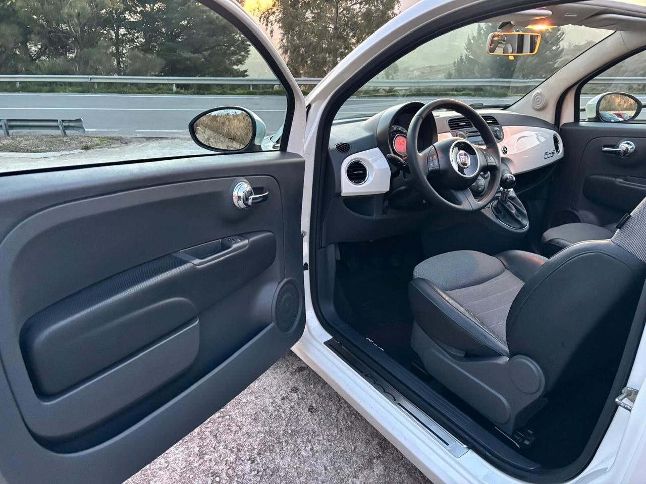 Fiat 500 Cabrio 1.2 Lounge - 2012