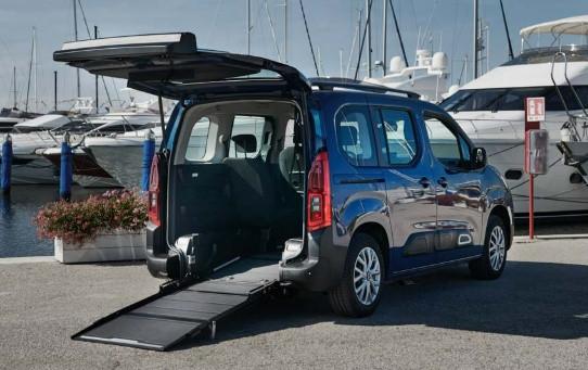 CITROEN Berlingo III - Trasporto disabili 1.2 PureTech 110CV