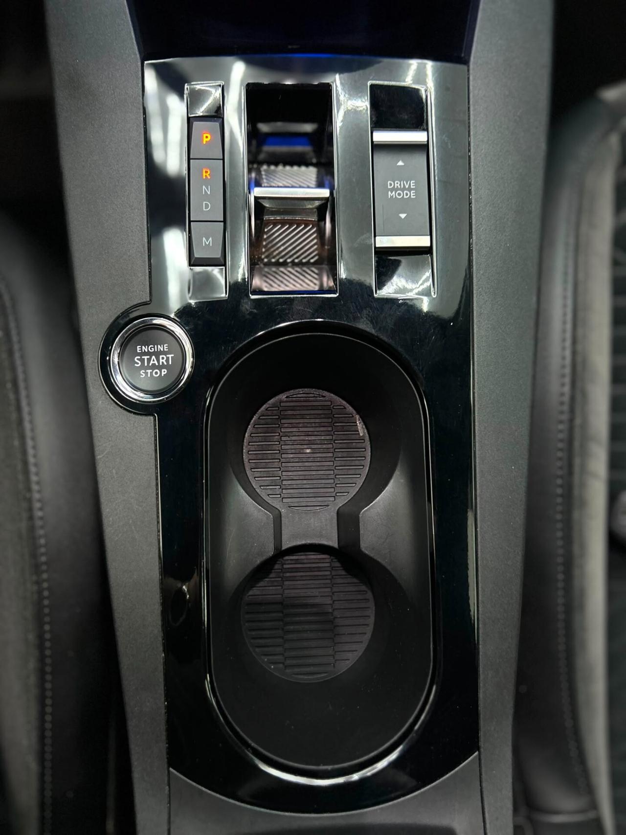Lancia Ypsilon Hybrid 1.2 100 cv e-DCT LX