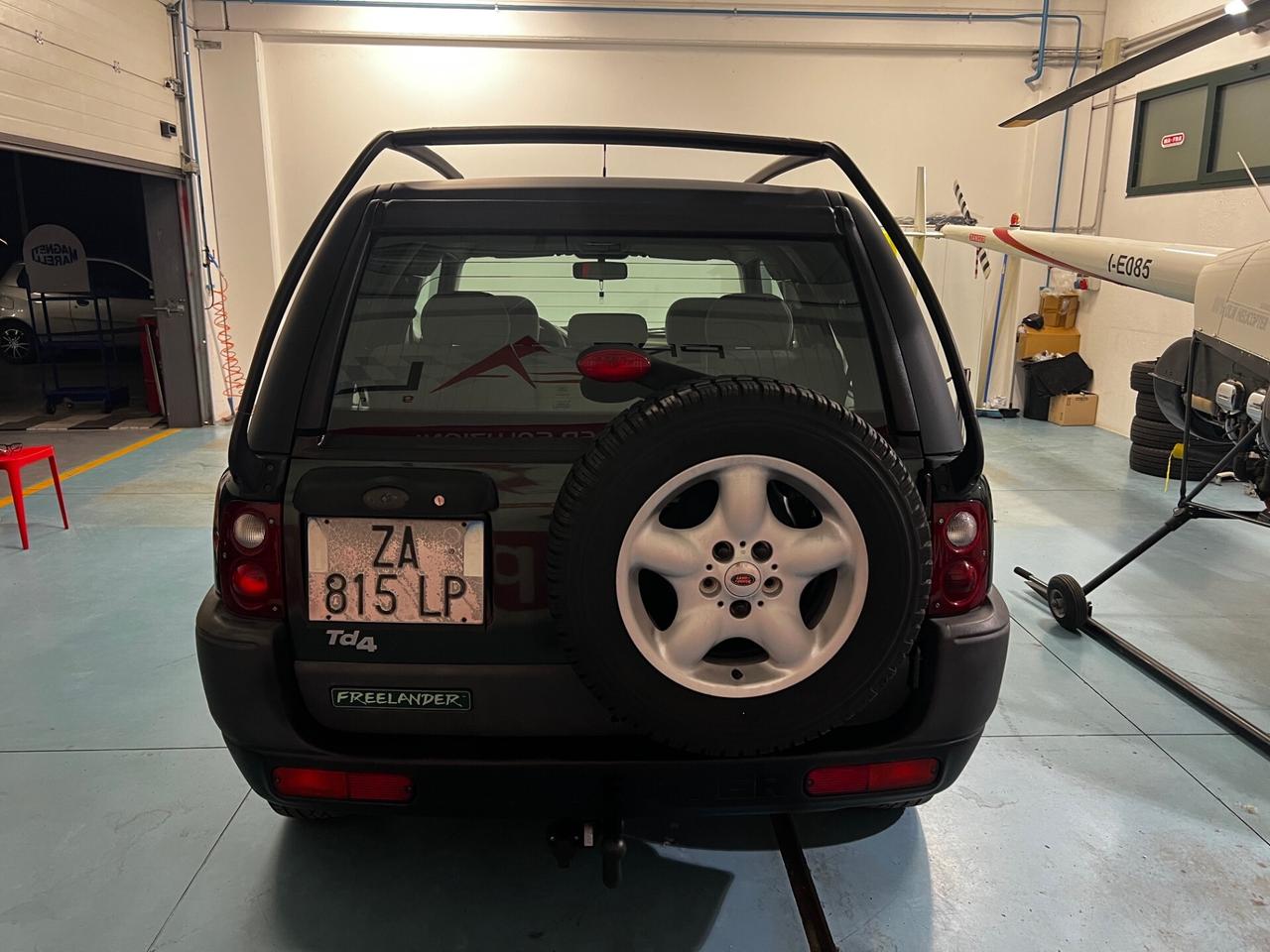 Land Rover Freelander 2.0 Td4 16V cat 3p. Hardback