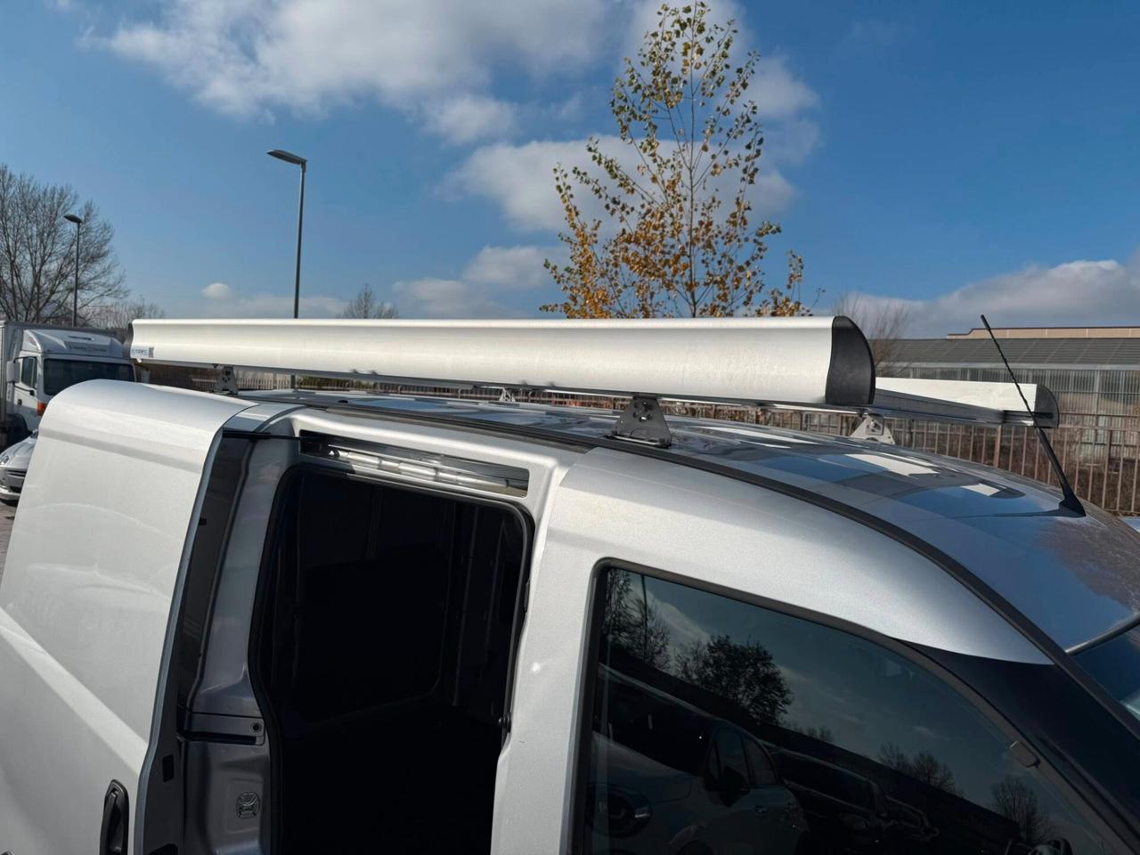 Fiat Doblò 1.6 MJT 105CV -sx- 3POSTI-GANCIO T