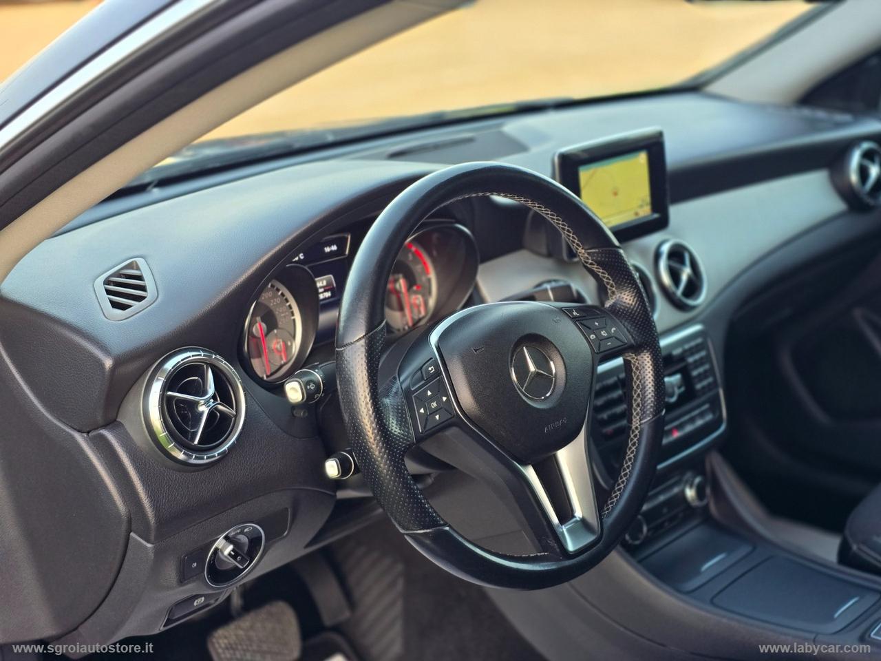 MERCEDES-BENZ CLA 220 CDI Automatic Sport