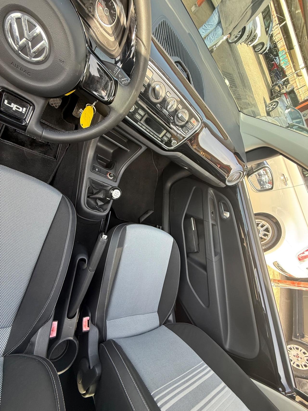 up! 1.0 -black series -unipro-tetto apribile -