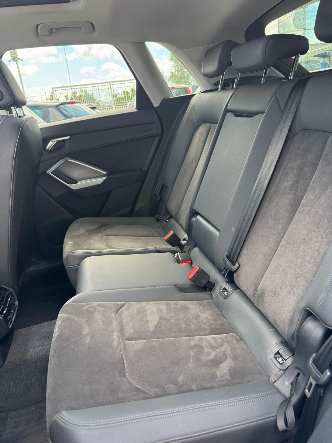 Audi Q3 2.0 TDI 120 CV S tronic line Edition 120.000km