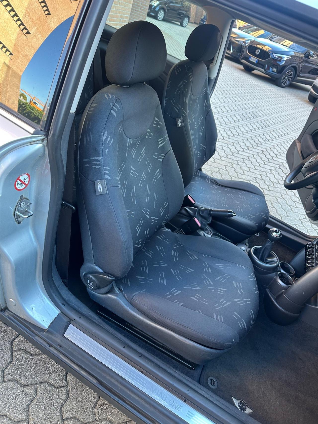 Mini 1.6 16V One de luxe