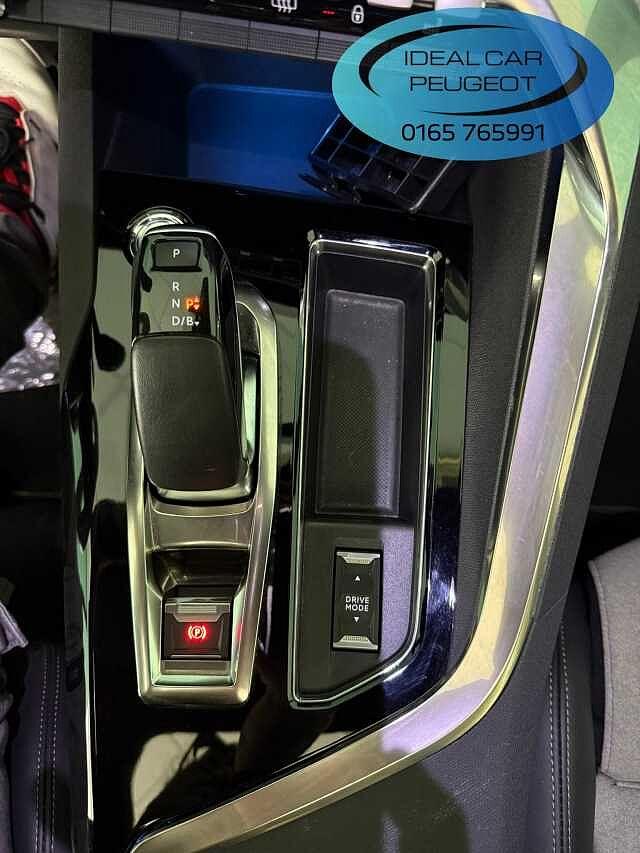 Peugeot 3008 Hybrid 225 e-EAT8 GT