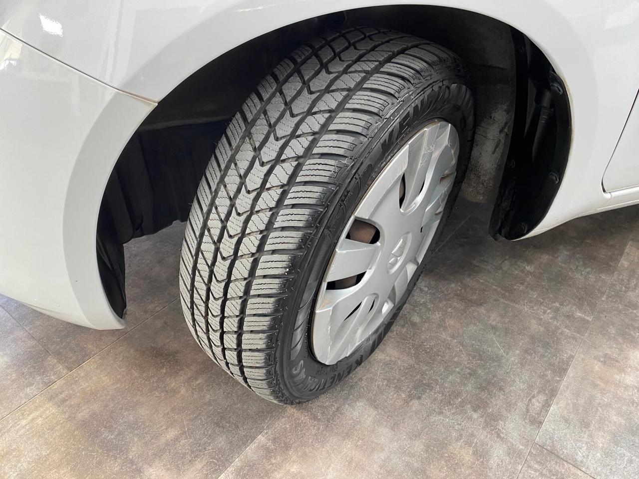Suzuki Splash 1.0 VVT Style ABS/Clima/Radio/5Porte5Posti