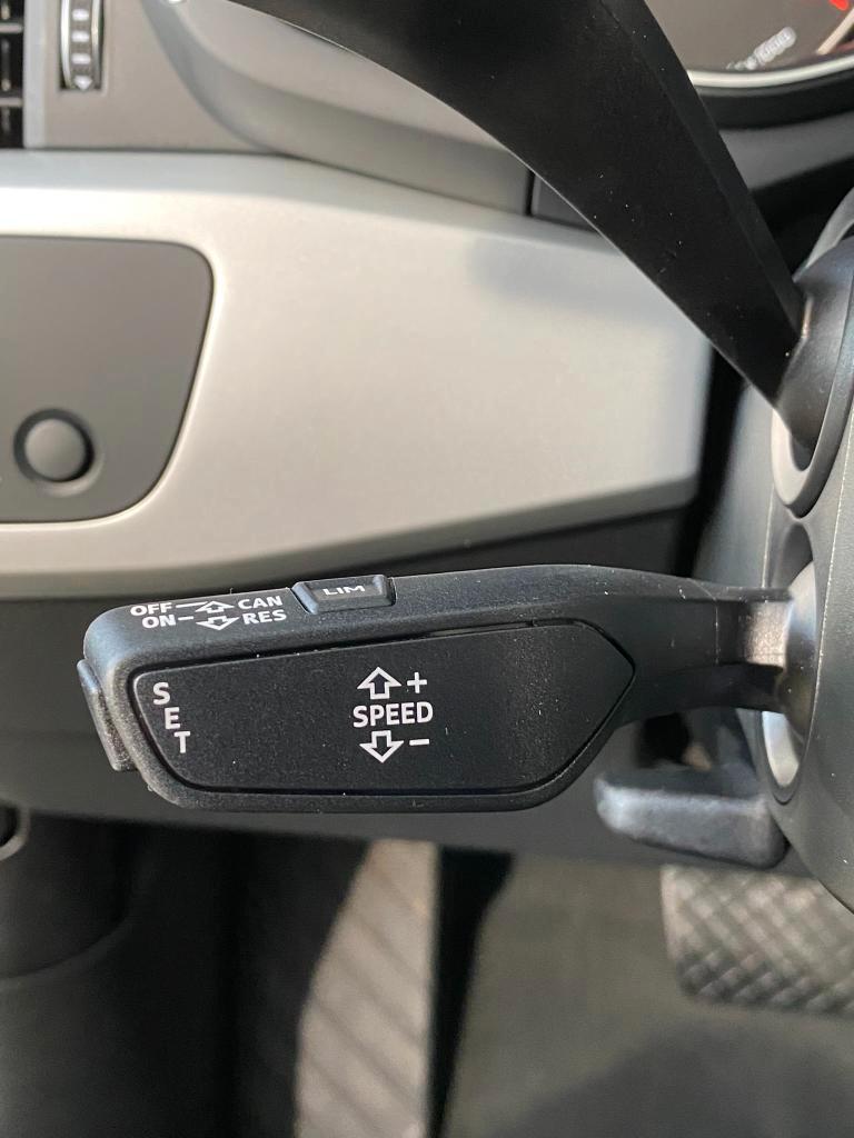 Audi A4 Allroad 2.0 TDI Business 163cv s-tronic - 18" - Navi - Pack Luci