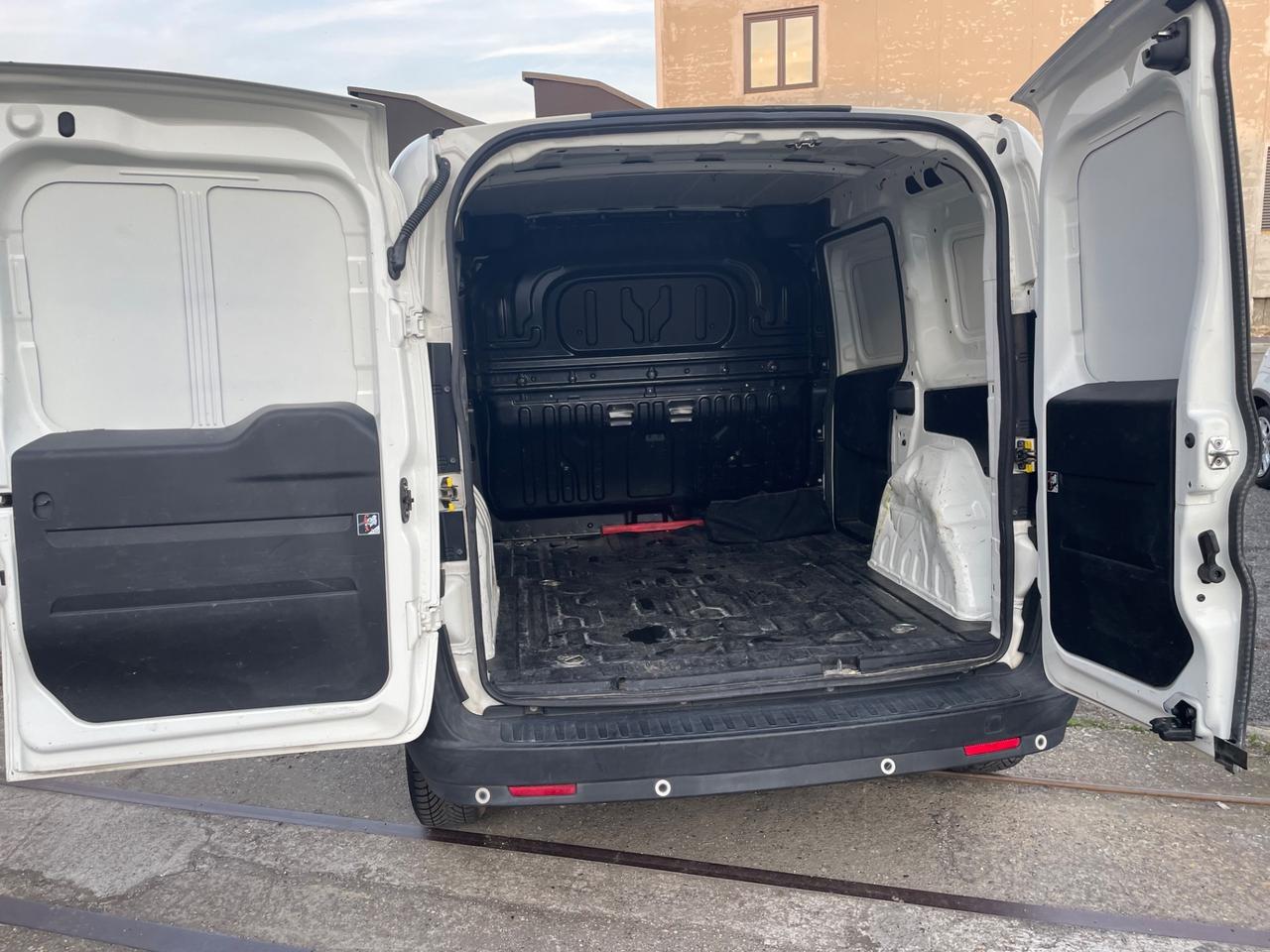 Fiat Doblo Doblò 1.3 MJT PL-TN Cargo Maxi Lamierato SX 3 Posti E5+