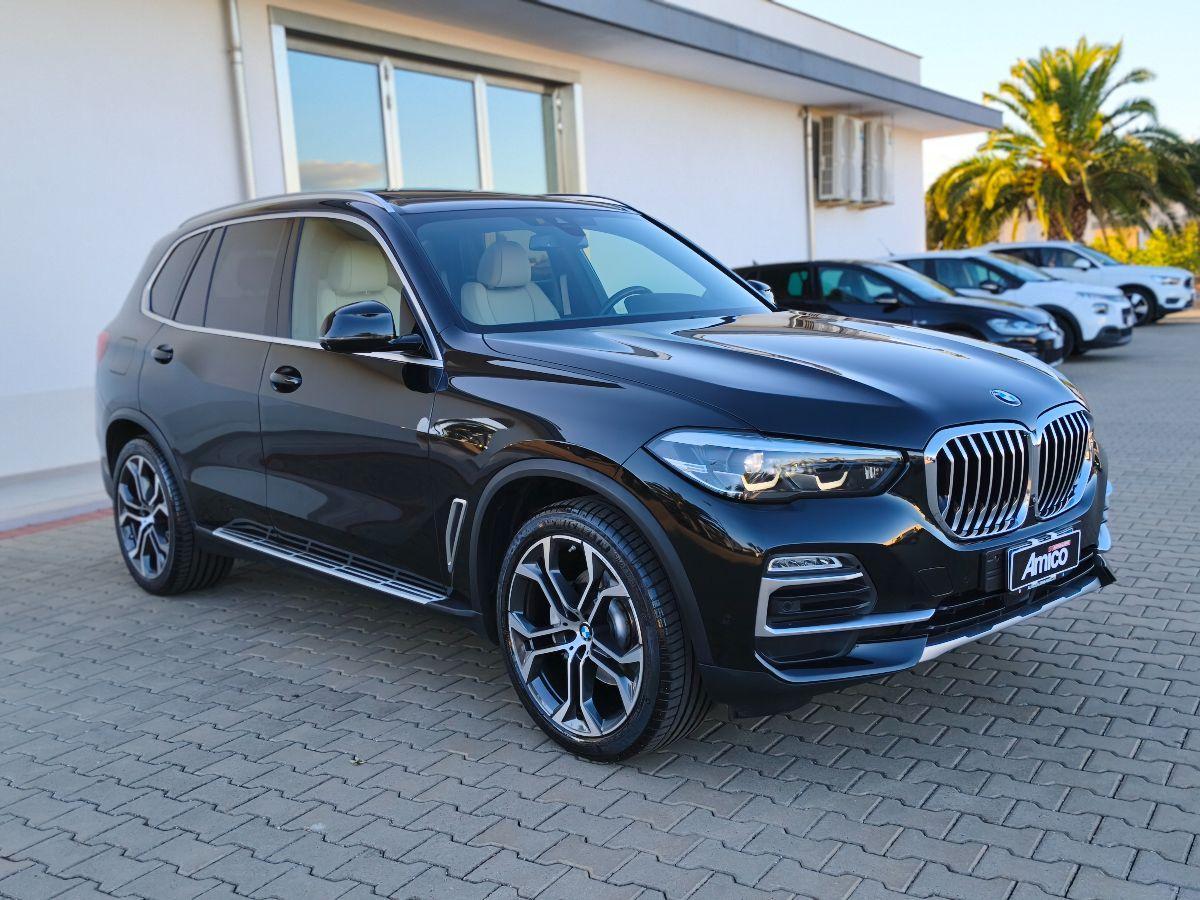 BMW X5 xDrive 25d Tetto/Luci/Pelle
