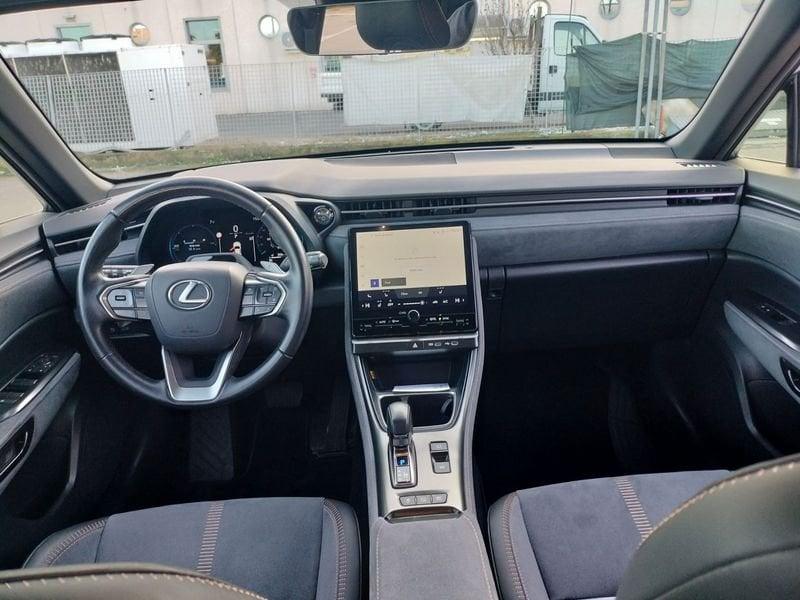 Lexus LBX LBX Hybrid Cool