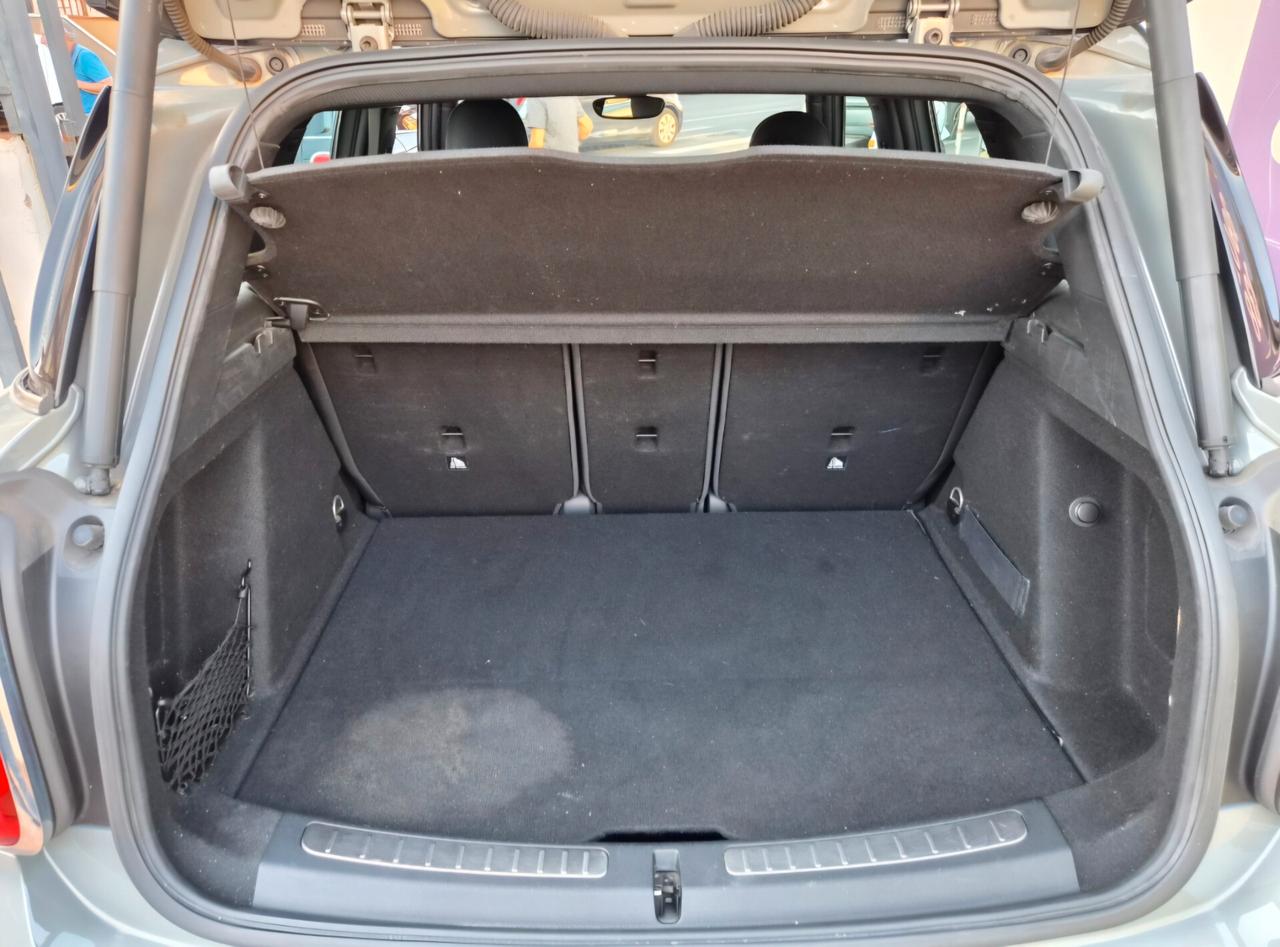 Mini Cooper D Countryman 2.0 Business Automatica