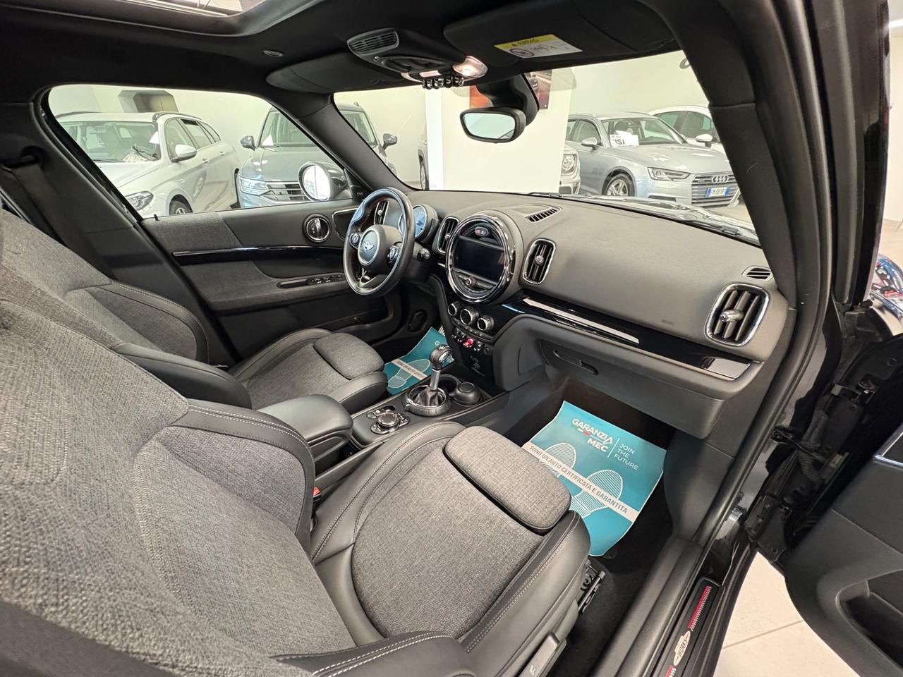Mini Countryman ALL4 2.0 benzina 231cv 2017 TETTO
