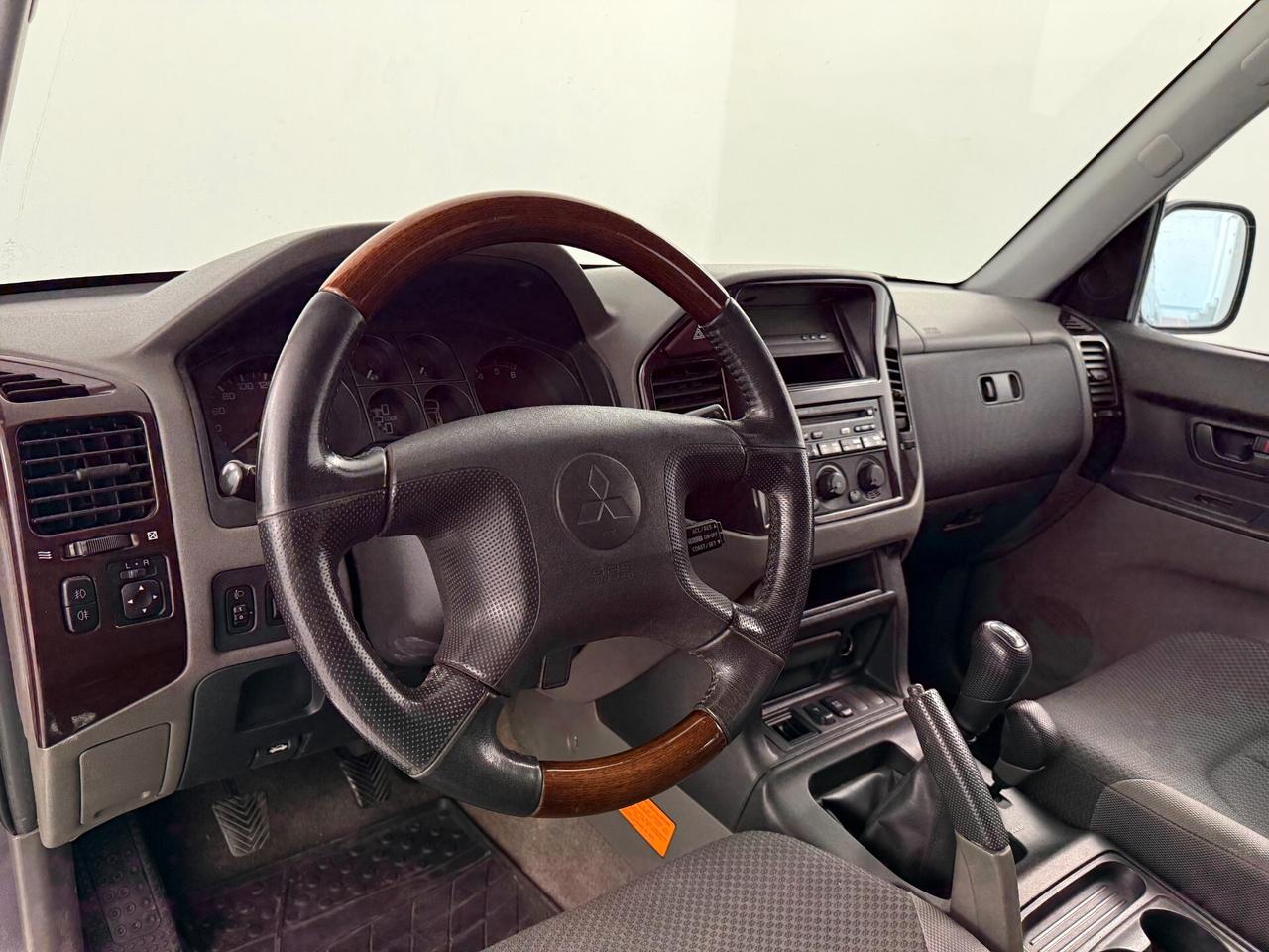 Mitsubishi Pajero 3.2 16V DI-D 3p. GLS