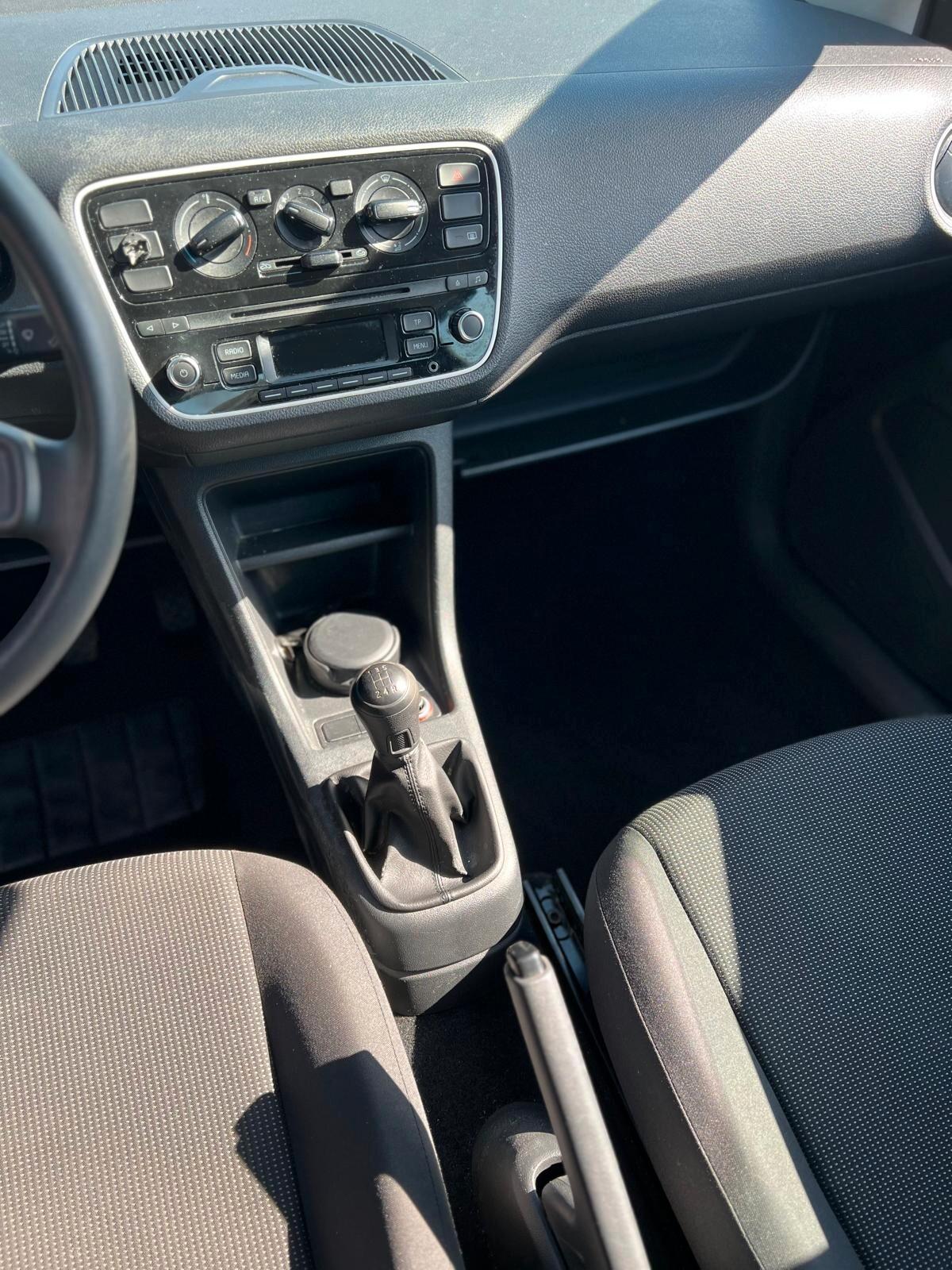 Volkswagen up! 1.0 60CV - 2016