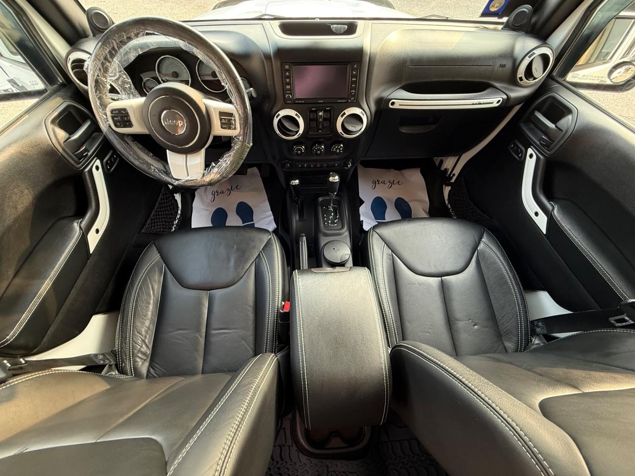 Jeep Wrangler Unlimited 2.8 CRD DPF Sahara Auto