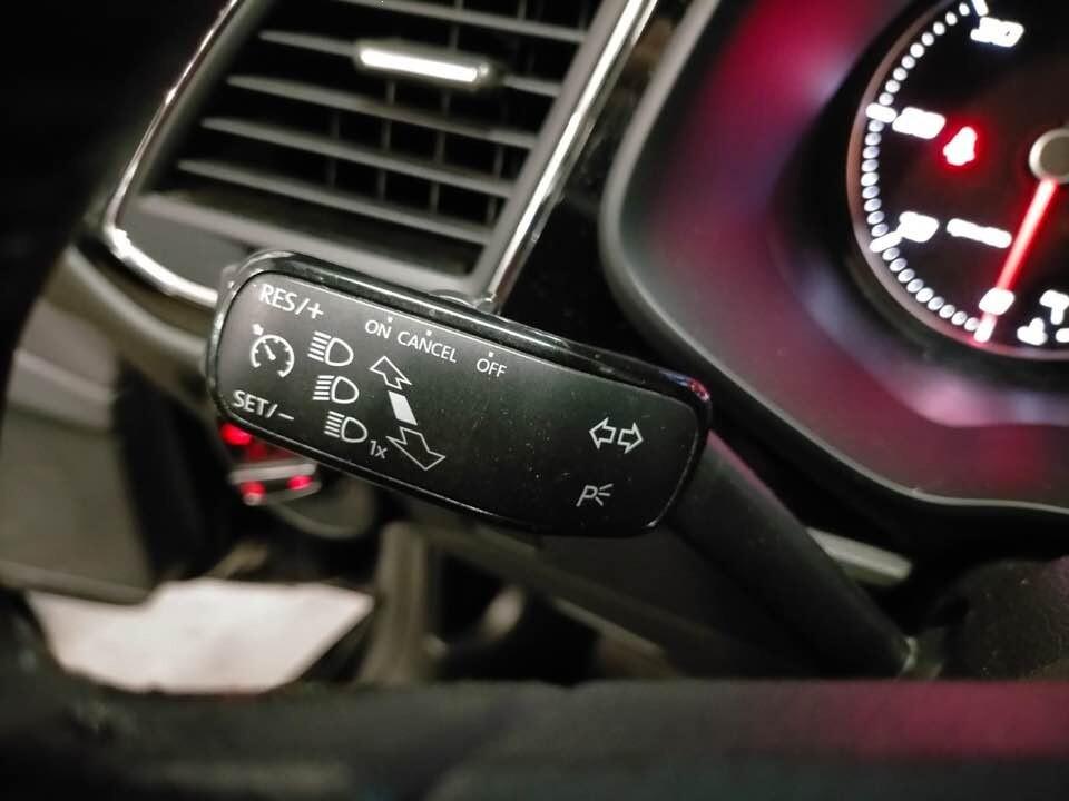 SEAT LEON 1.6 tdi Business Navi Unico propr.