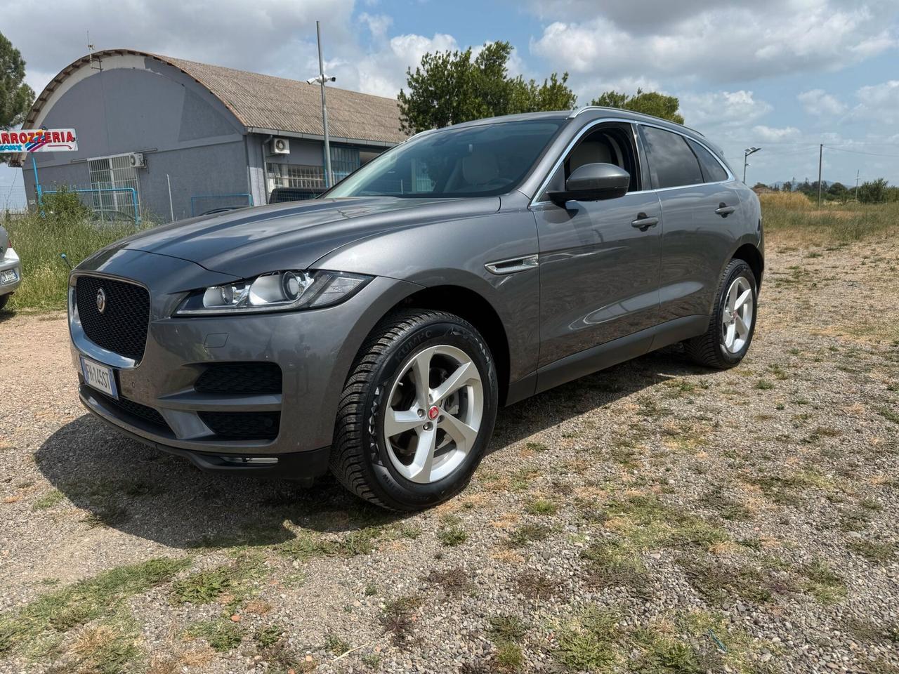 Jaguar F-Pace 2.0 D 2017 CAMBIO AUTOMATICO