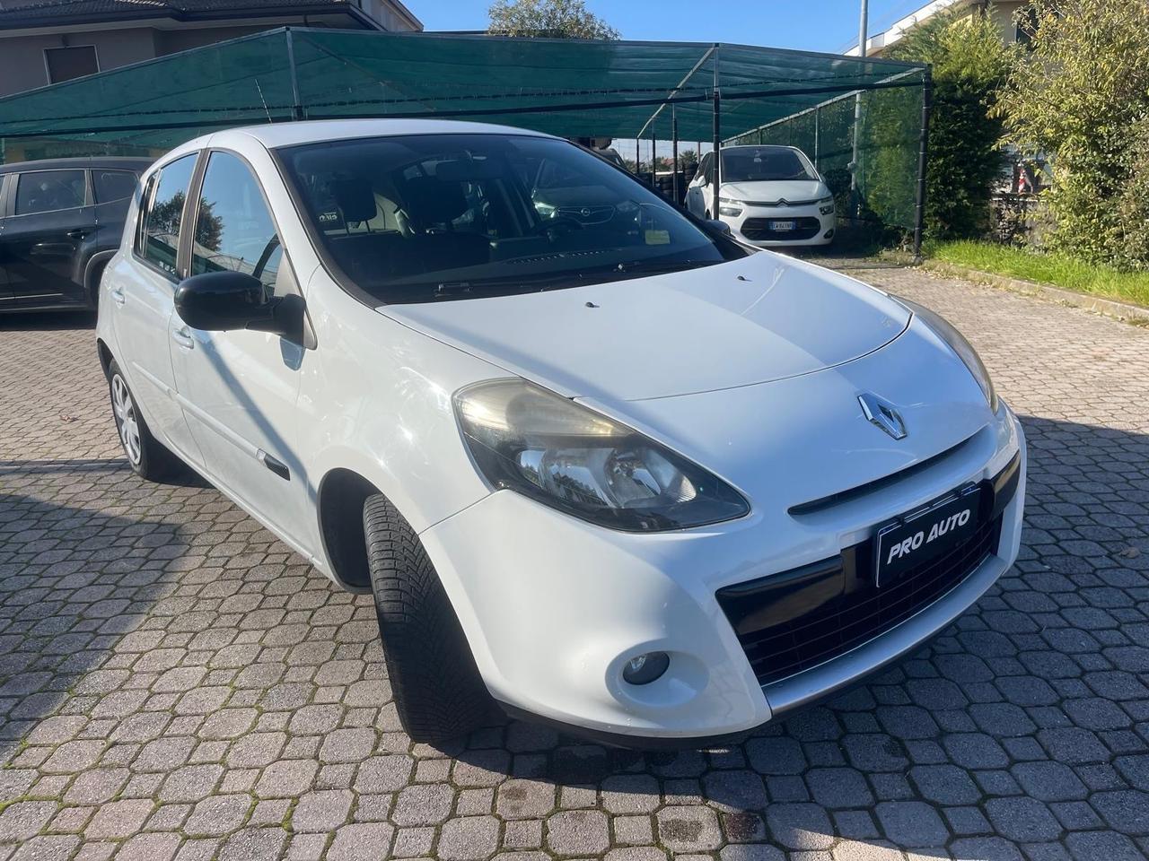 Renault Clio 1.2 16V 5 porte Dynamique