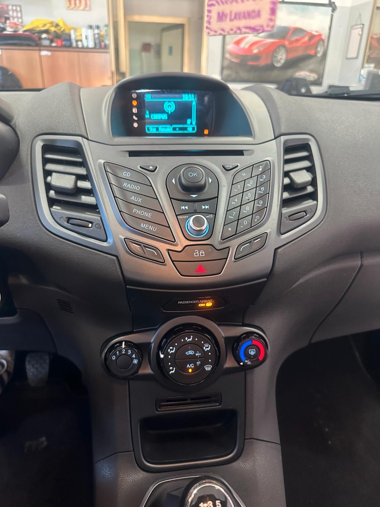 Ford Fiesta 1.0 80CV 5 porte Titanium OK NEOPATENTATI