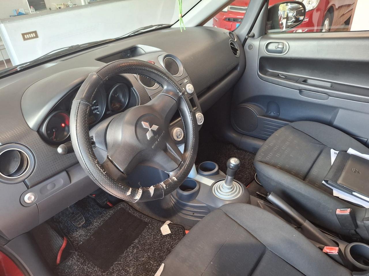 Mitsubishi Colt 1.1 12v*NEOPATENTATI