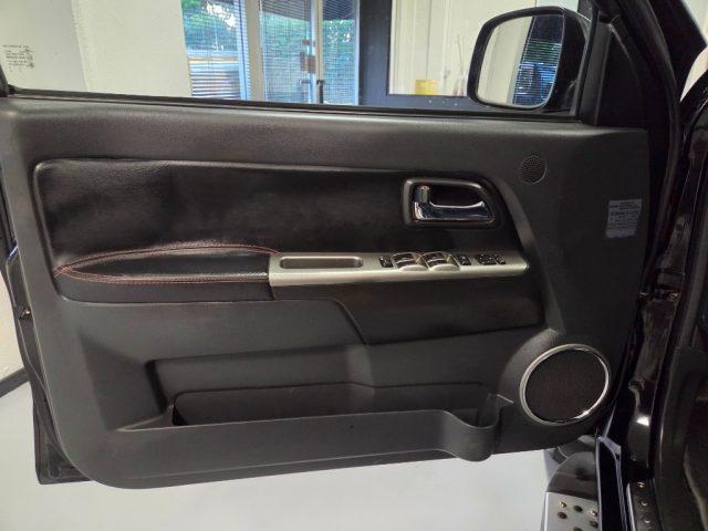 ISUZU D-Max 2.5 TD cat 4WD Pick-up SERVICE ISUZU
